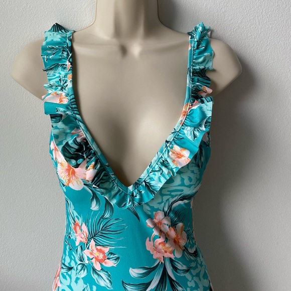 Seafolly Australia floral V neck swim suit NWT - Picture 7 of 9